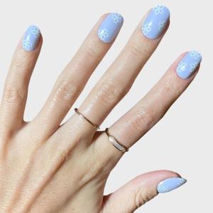 Olive & June Classic Super Stick Mani Press On Nails | Short, Round | No Glue Needed | 32 Tab Nails in 16 Sizes | Non-Toxic Tabs Easy On-Off Non-Damaging Realest Look | 7-Day Wear | Rink Pastel Blue(Floral Doodle)