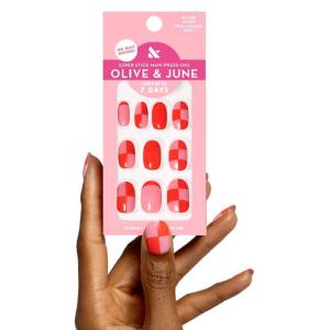 Olive & June Classic Super Stick Mani Press On Nails | Short, Round | No Glue Needed | 32 Tab Nails in 16 Sizes | Non-Toxic Tabs Easy On-Off Non-Damaging Realest Look | 7-Day Wear | Rink Pastel Blue(Pink Checker Party)