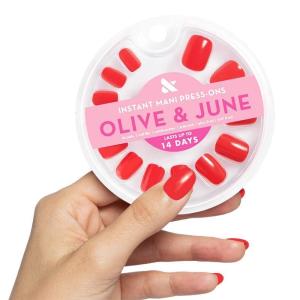 Olive & June Instant Mani Press On Nails (Glue) | 42 Fake Nails, 21 Sizes | Non-Toxic, Long-Lasting | Recycled Materials | Realistic Look(CV)