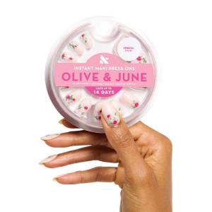 Olive & June Instant Mani Press On Nails (Glue) | 42 Fake Nails, 21 Sizes | Non-Toxic, Long-Lasting | Recycled Materials | Realistic Look(Rose Bouquets)
